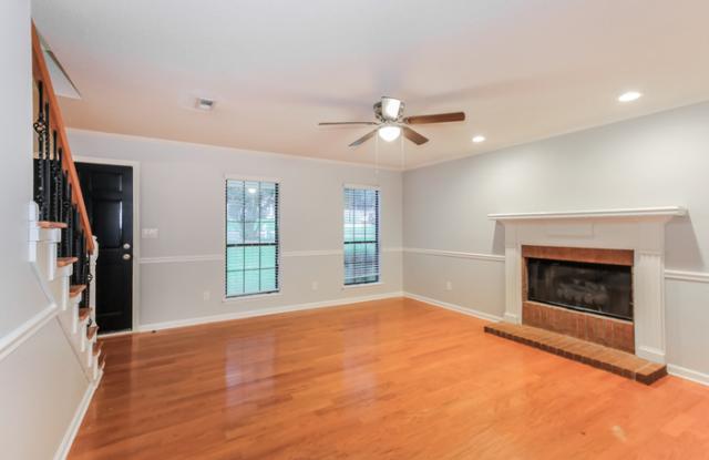 4697 Crawford Court Gallery 4