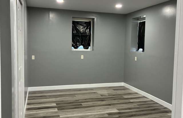 5138 West Hirsch Street - BE Gallery 2