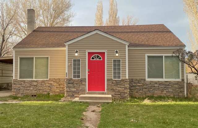 533 East 300 North photos photos