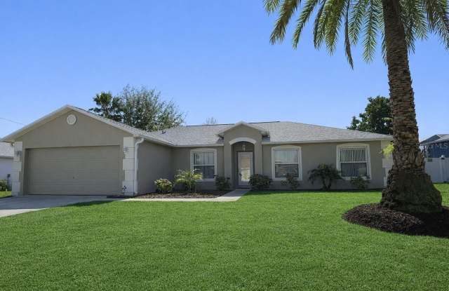 33 FENWICK LANE photos photos