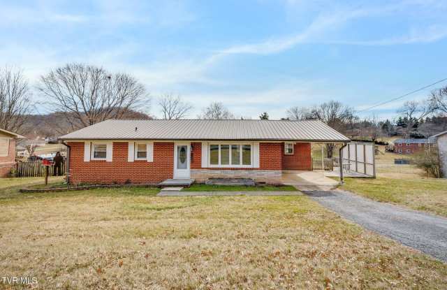 606 Pine Ridge Road photos photos