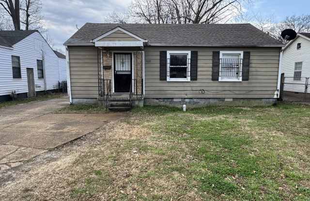 4071 Grey Road photos photos