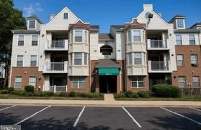 8951 TOWN CENTER Circle photos photos