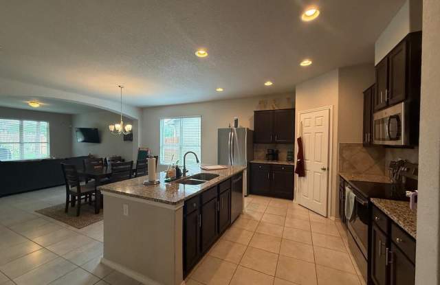 5703 Acacia Farm Gallery 4