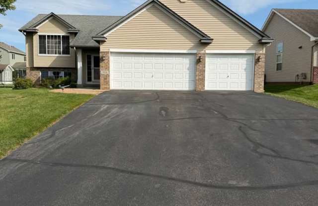 House for Rent Gallery 1