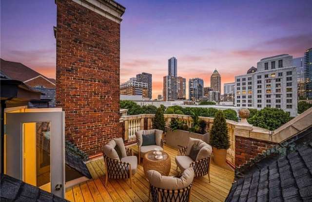 81 Peachtree Place NE photos photos