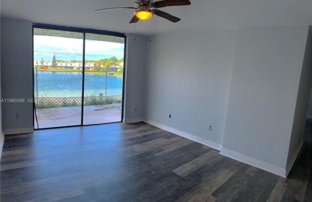 8307 SW 142nd Ave photos photos