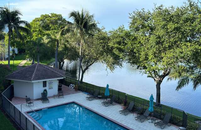 2105 Lavers Cir Circle E - 2105 Lavers Circle, Delray Beach, FL 33444