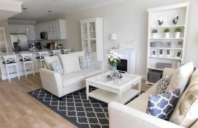 7655 Pebble Creek Cir Gallery 3