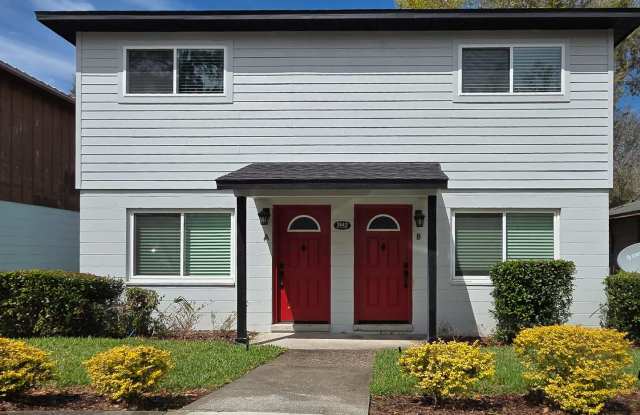 Beautiful Fully Renovated 2/1.5 in Phoenix - 2612A Gallery 1