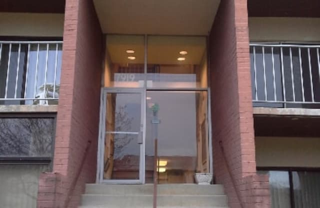 7919 Mandan Rd Apt 304 - 7919 Mandan Road, Greenbelt, MD 20770