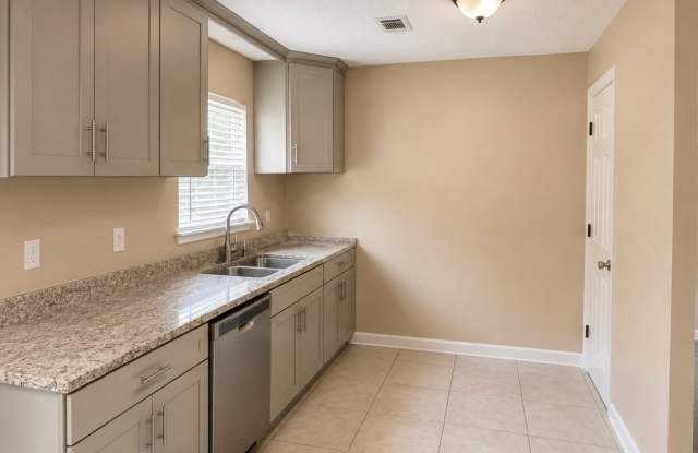 1675 Chain Gang Road - 1675 Gallery 2
