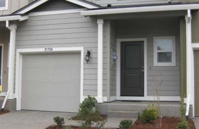 Gorgeous Well-Maintained Home located in the Cedar Brook Neighborhood in Sherwood. photos photos
