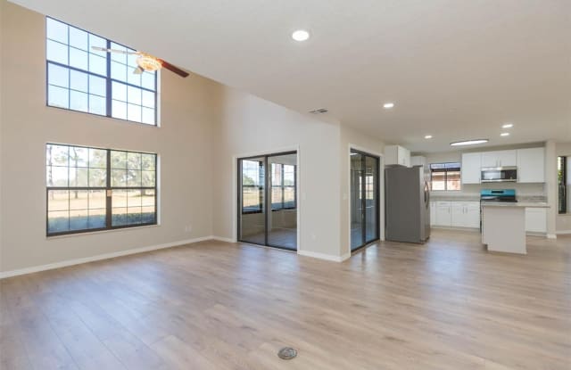 6545 BRENTWOOD Drive Gallery 4