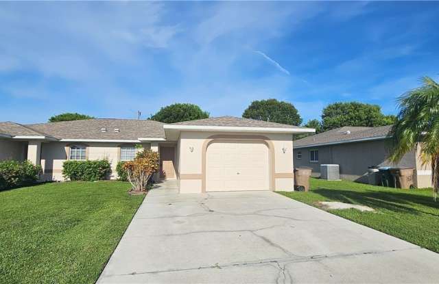 1626 SW Santa Barbara Place Gallery 1