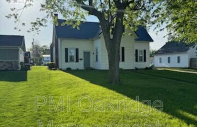 122 S Frankfort St photos photos