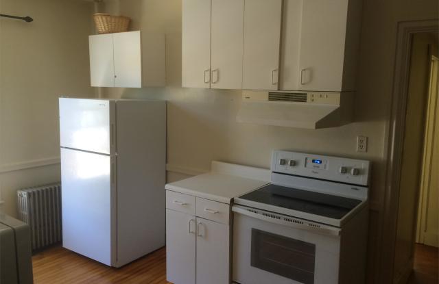 7 Brimmer Street - 1 Gallery 2