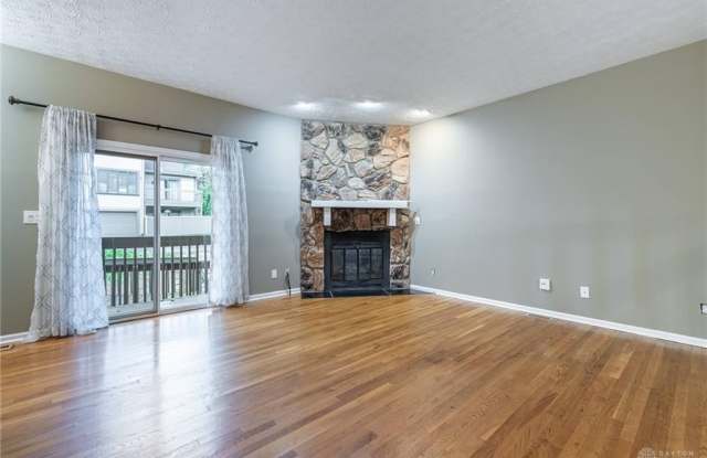 216 Hermitage Court Gallery 4