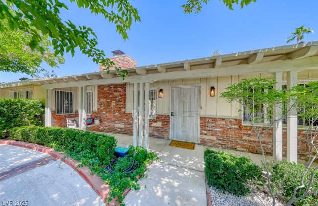 521 PARKWAY EAST - 521 Park Way East, Las Vegas, NV 89106