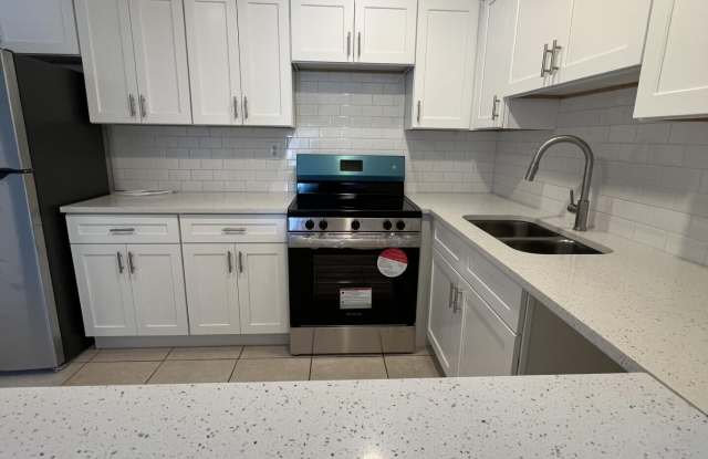 4129 NW 88th Avenue photos photos