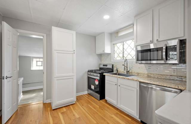 $300 OFF 1ST MONTH OF RENT THRU JUNE 20! Beautiful 1 bedroom home with BONUS room in Natrona Heights available now! photos photos