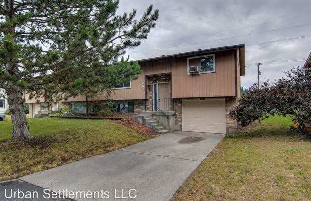 11921 E Railroad Cr - 11921 East Railroad Circle, Spokane Valley, WA 99206