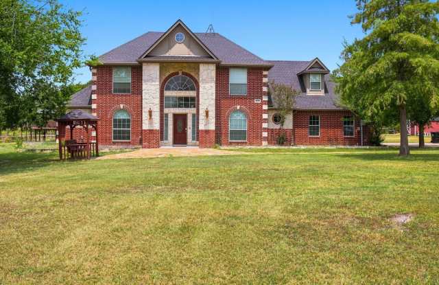 478 Johns Lane Gallery 2
