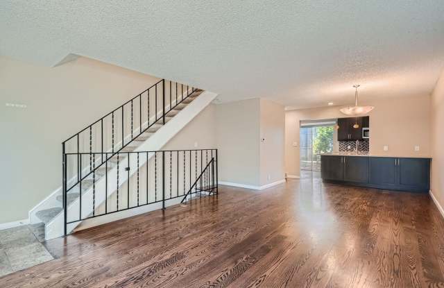 Welcome to Your Peaceful 2-Bed 2-Bath Retreat in Columbine Lakes! photos photos