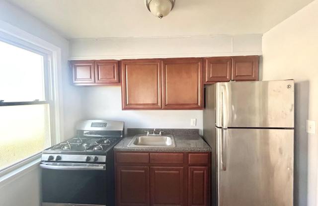 324 S MORRIS AVENUE - 324 South Morris Avenue, Woodlyn, PA 19022