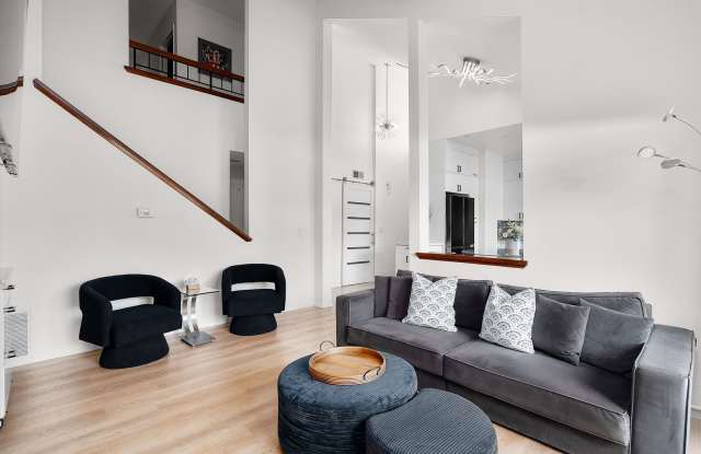 Furnished - Catch the Wave of Modern Comfort at Our Reef Oasis photos photos