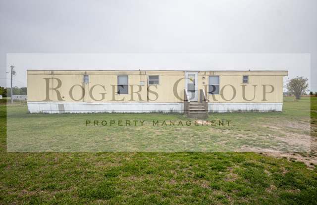 Homes for rent in Henderson NC - 385 Julian Smith Road, Lot #13 - Schedule Showing at www.rentnc.net photos photos Homes for rent in Henderson NC - 385 Julian Smith Road, Lot #13 - Schedule Showing at www.rentnc.net photos photos