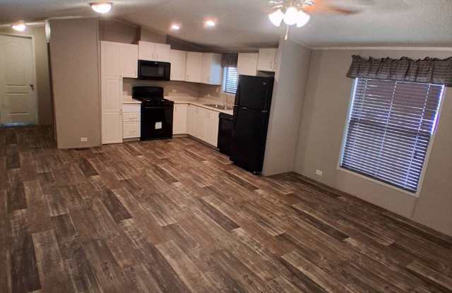 7650 West Hwy 90 photos photos