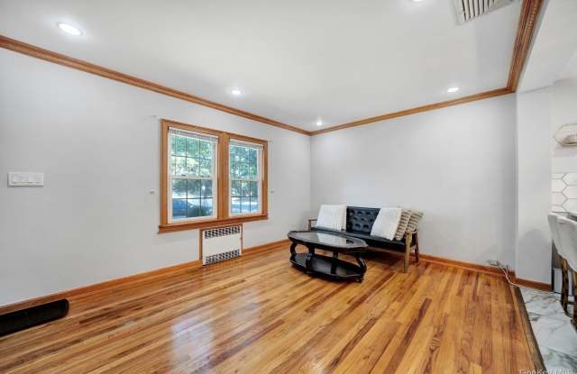 64 Dewitt Street Gallery 4