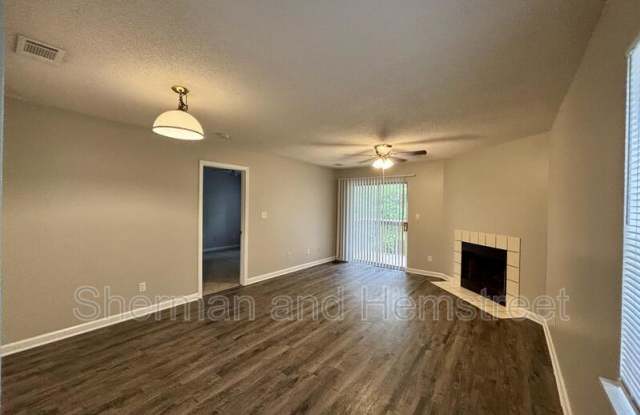 410 Commons Dr Gallery 2