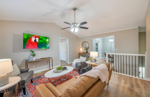 165 Bentley Parkway - 165 Bentley Parkway, Woodstock, GA 30188