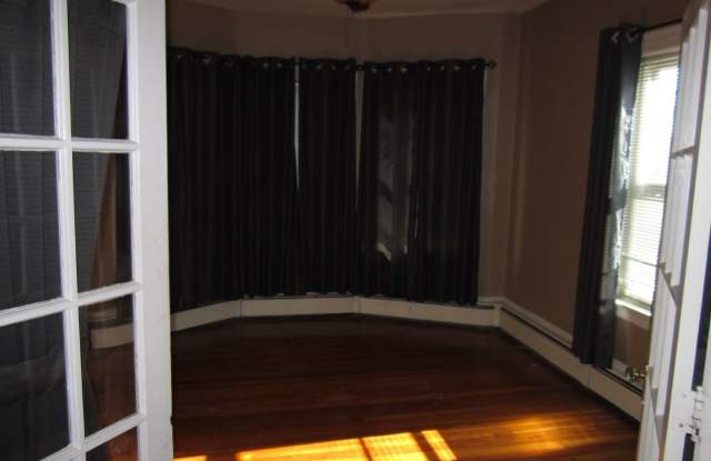 24 Ashford Street  Unit A Gallery 2