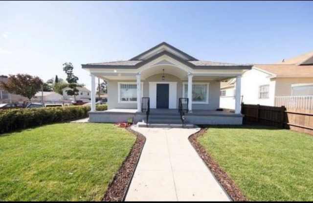 4279 Walton Ave photos photos