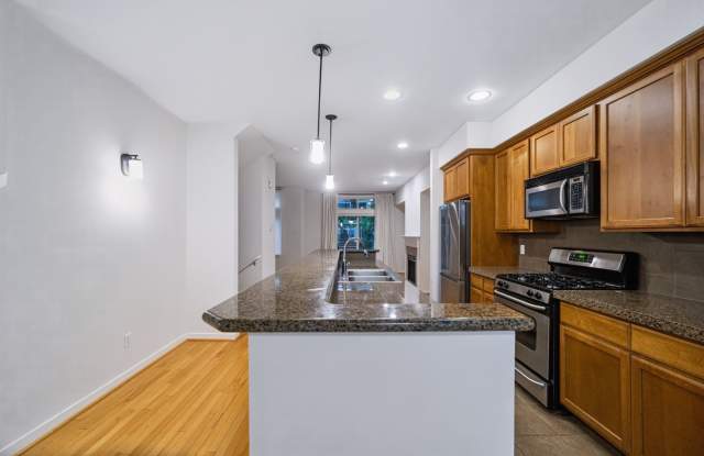 Modern and Spacious 2 Bedroom Home with 2 Private Baths & Attached Garage Gallery 3