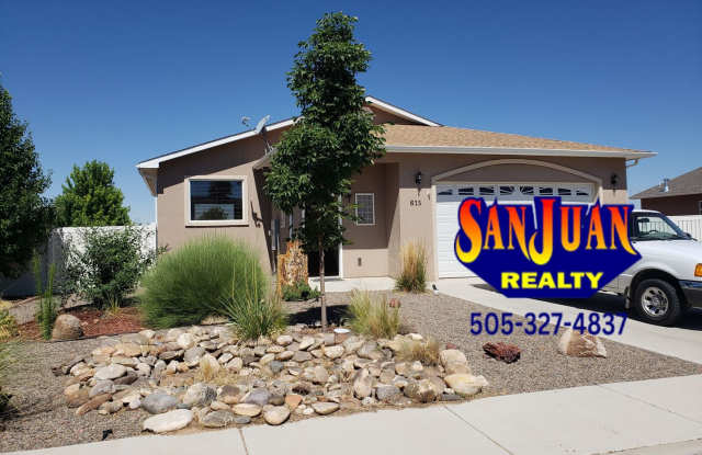 Nice 4 Bedroom home in Mesa Vista Subdivision! - 615 Mirabel Street, Farmington, NM 87401