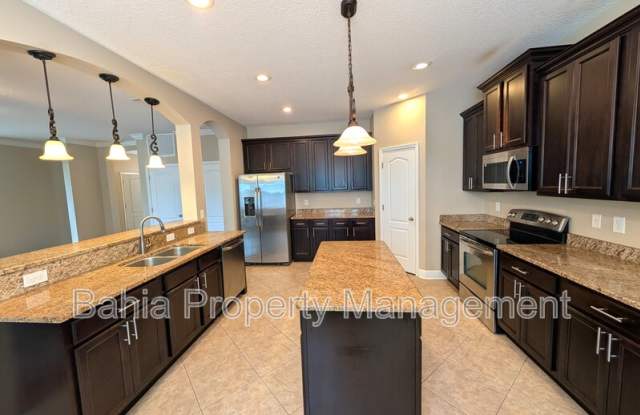 7714 Landcare Ln Gallery 4