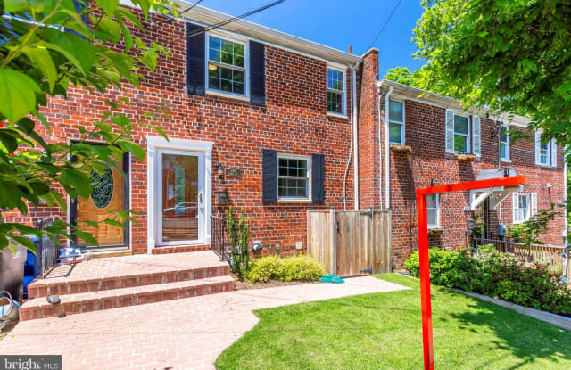 258 BURGESS AVENUE - 258 Burgess Avenue, Alexandria, VA 22305