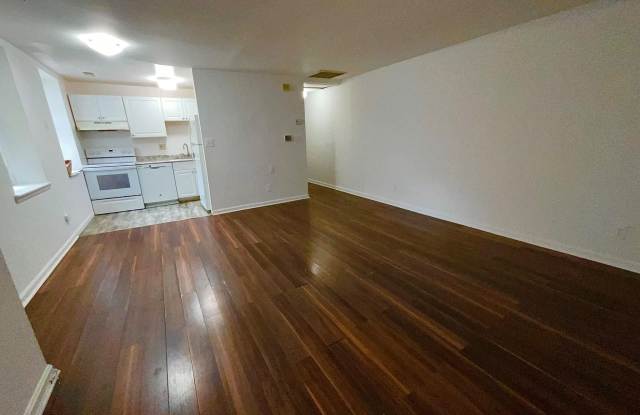 3321 LIBERTY HEIGHTS Avenue Gallery 1