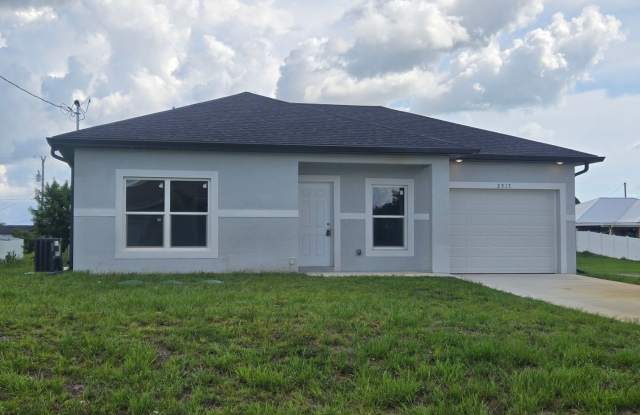 BRAND NEW HOME-2/2/1 photos photos