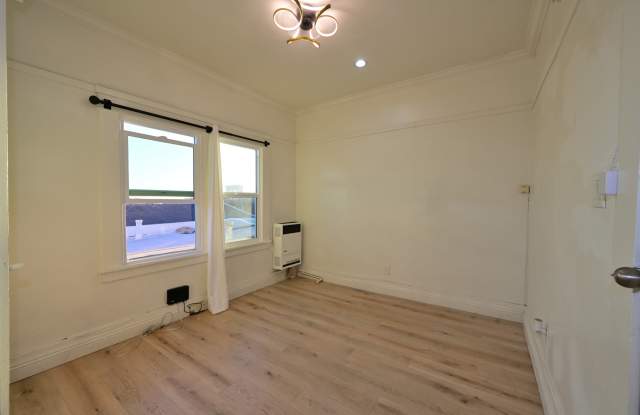 48 Navy St Gallery 1