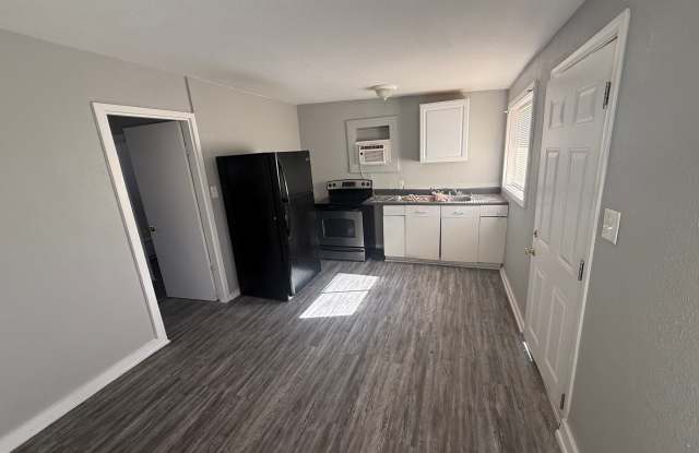 301 N Brown Ave photos photos