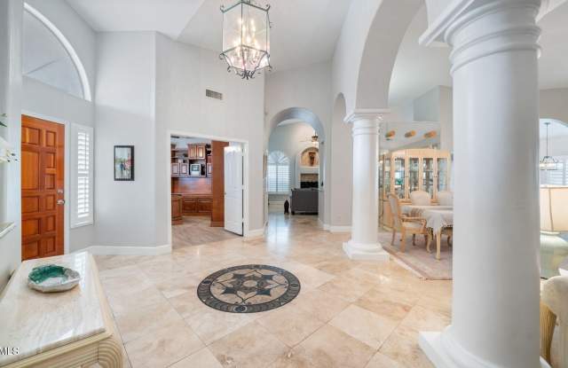 2214 E Beachcomber Drive Gallery 3