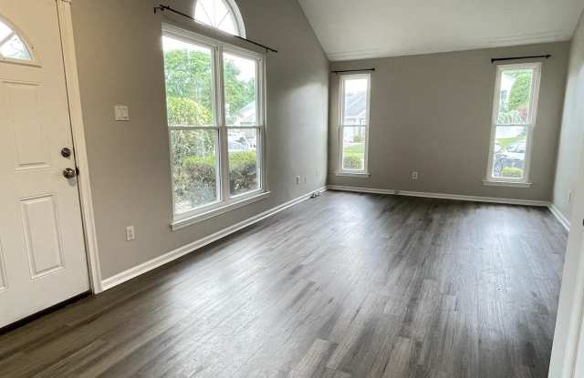 294 WOODS EDGE Place Gallery 4
