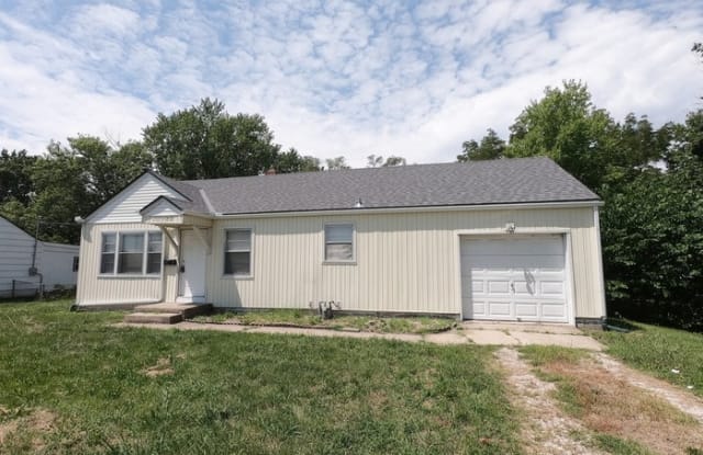11102 Bennington Avenue - 11102 Bennington Avenue, Kansas City, MO 64134