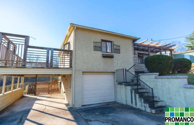 Cozy Ranch Home photos photos