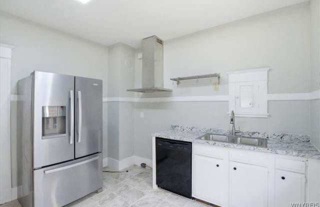 162 Winspear Avenue photos photos